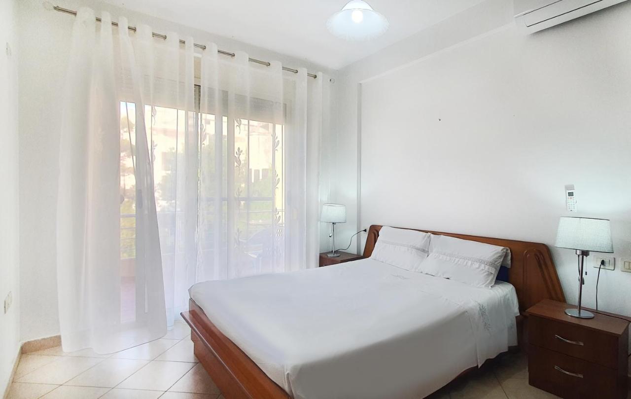 Sea & Sun Apartment Durres Exterior photo